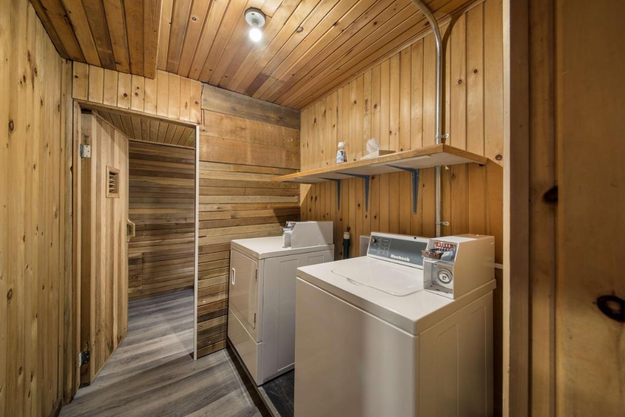 Stoke Hotel Surestay Collection By Best Western Ревелстоук Екстериор снимка
