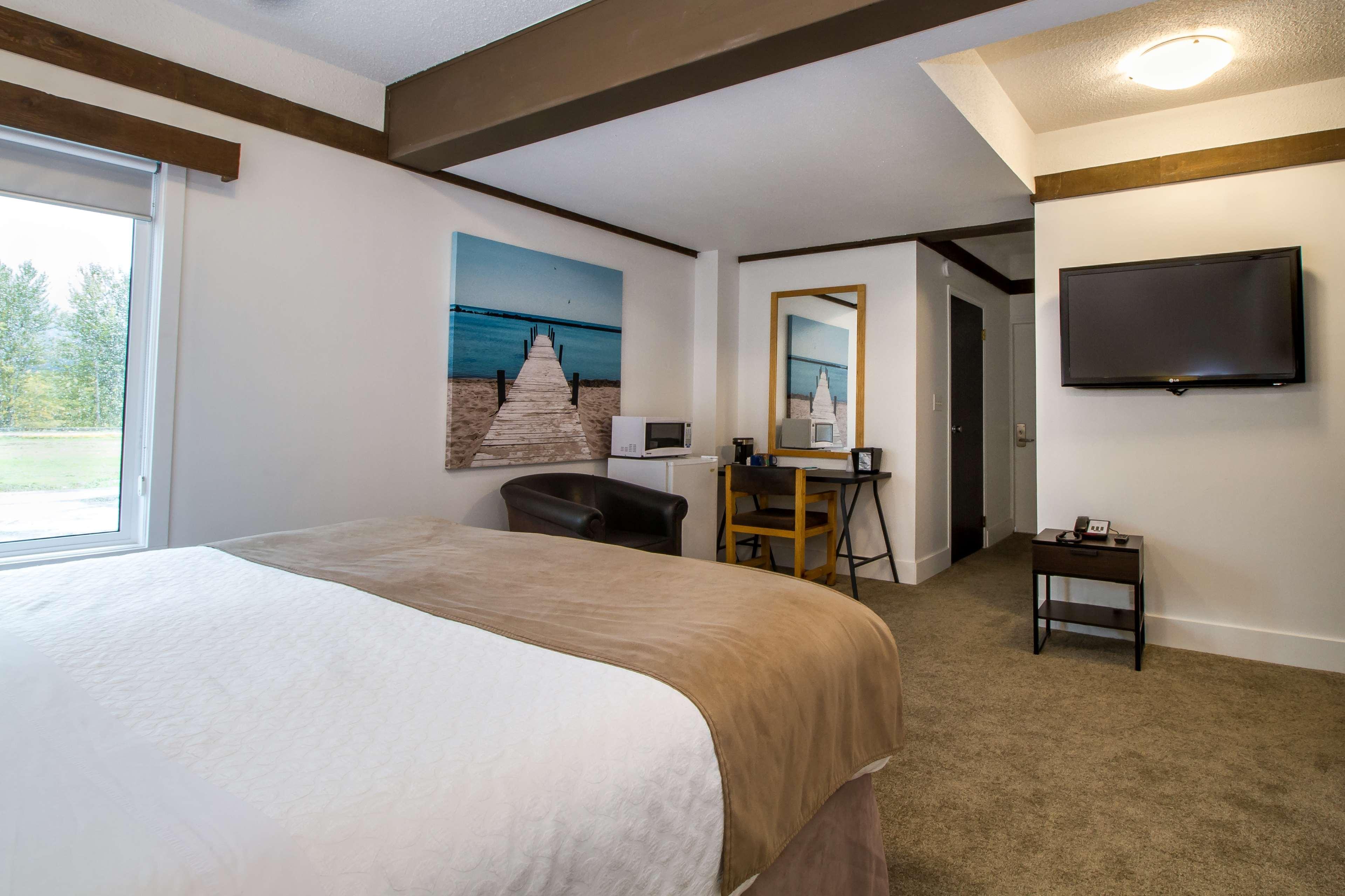 Stoke Hotel Surestay Collection By Best Western Ревелстоук Екстериор снимка