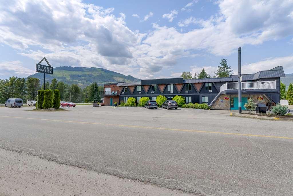 Stoke Hotel Surestay Collection By Best Western Ревелстоук Екстериор снимка