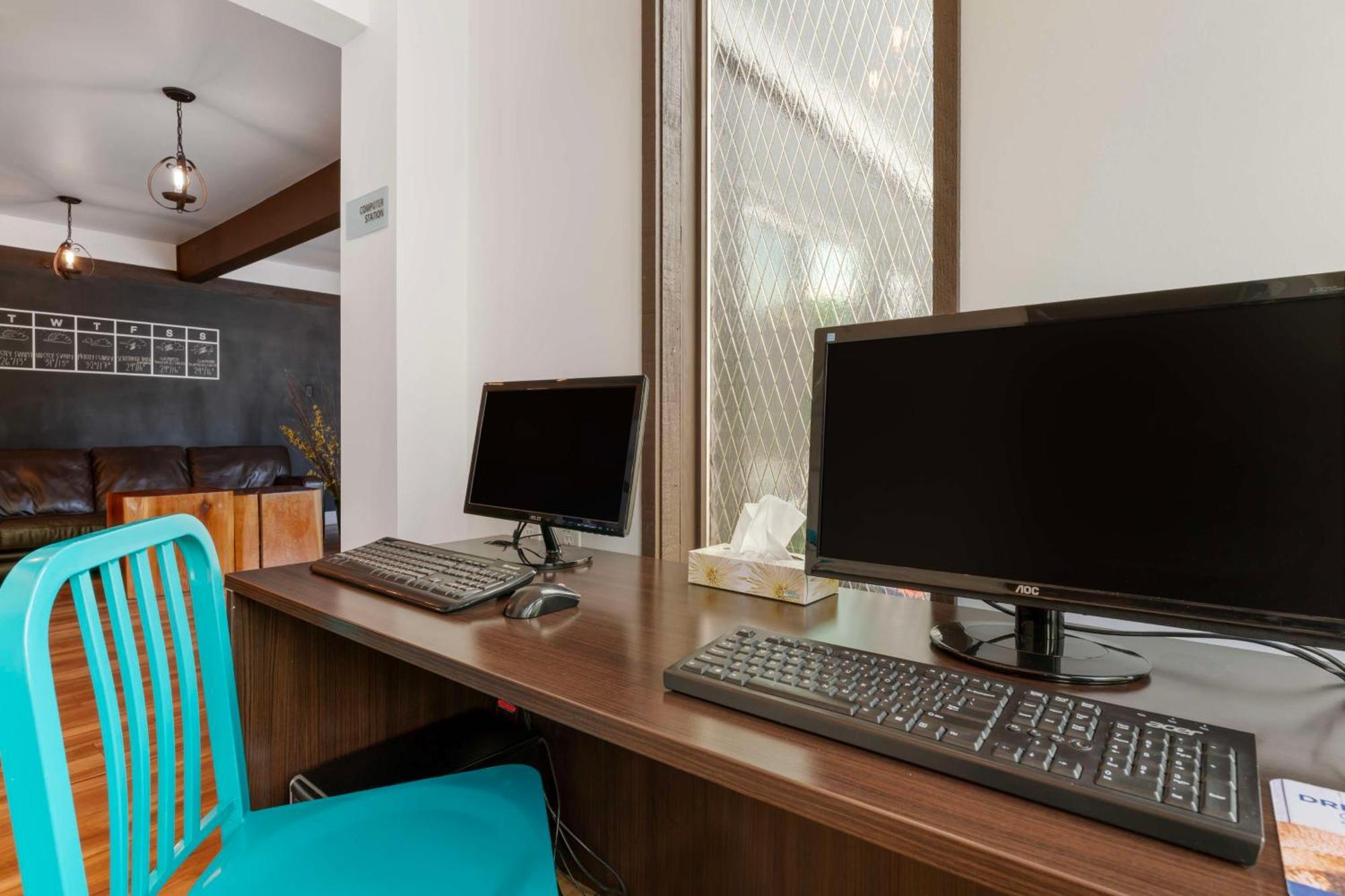 Stoke Hotel Surestay Collection By Best Western Ревелстоук Екстериор снимка