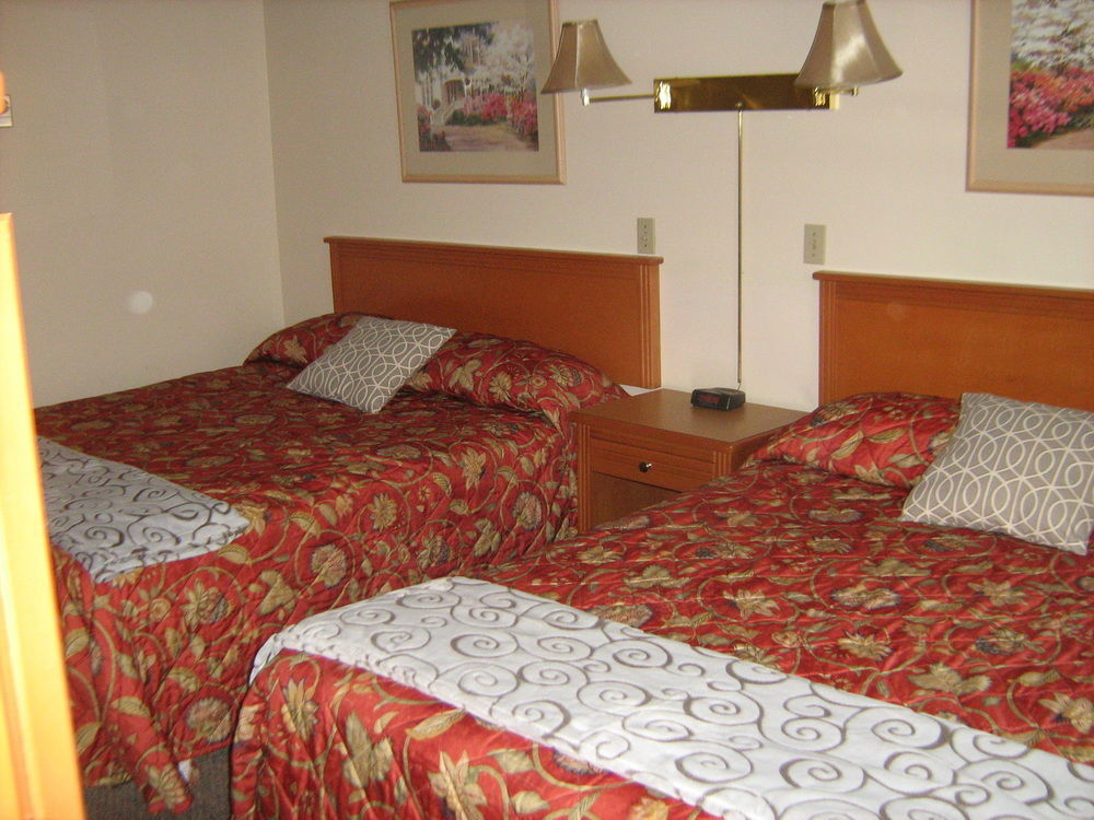 Stoke Hotel Surestay Collection By Best Western Ревелстоук Екстериор снимка
