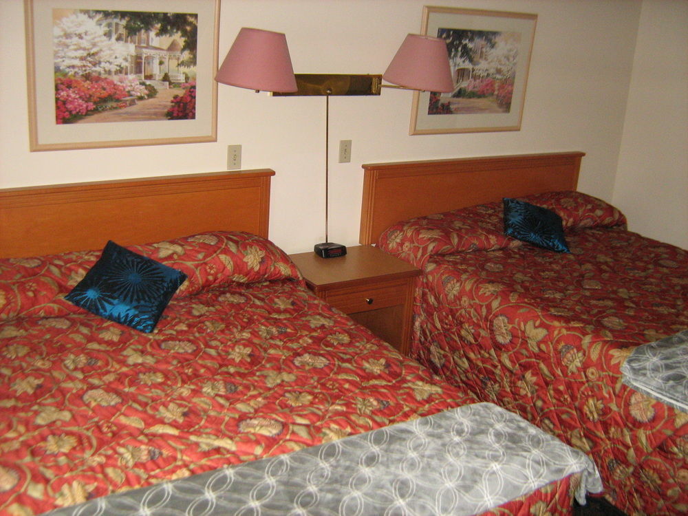 Stoke Hotel Surestay Collection By Best Western Ревелстоук Екстериор снимка